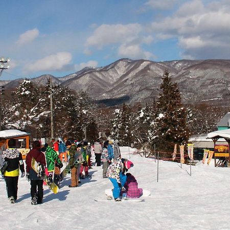 ゆうリゾートホテル 山ノ内町 エクステリア 写真