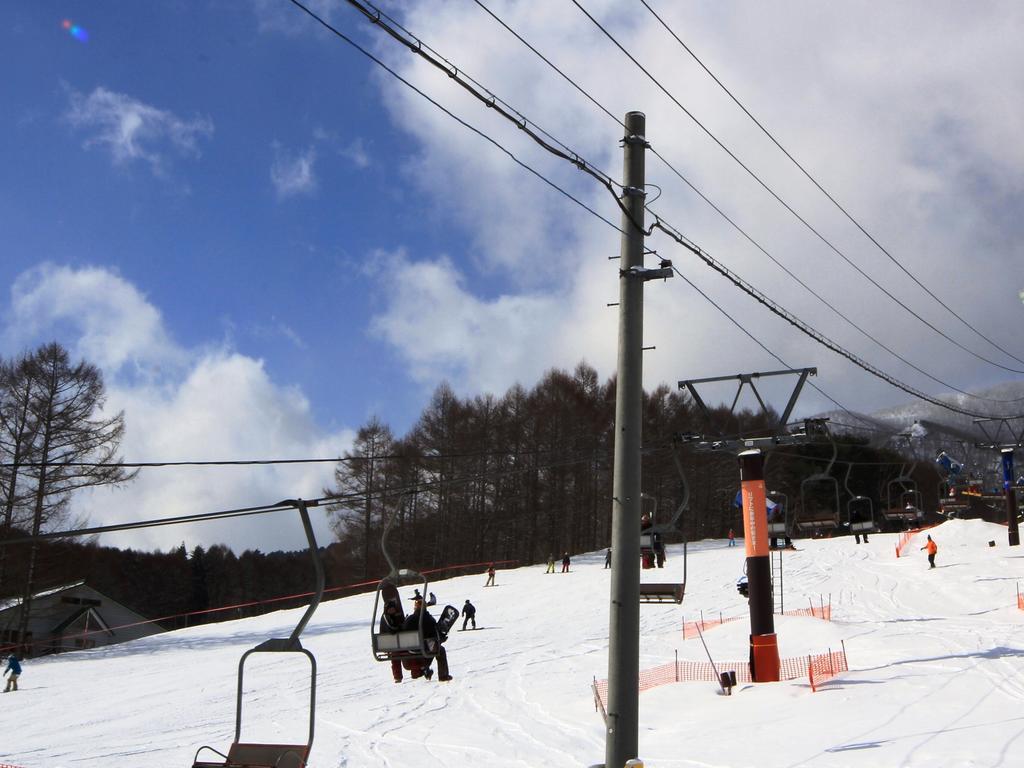 ゆうリゾートホテル 山ノ内町 エクステリア 写真