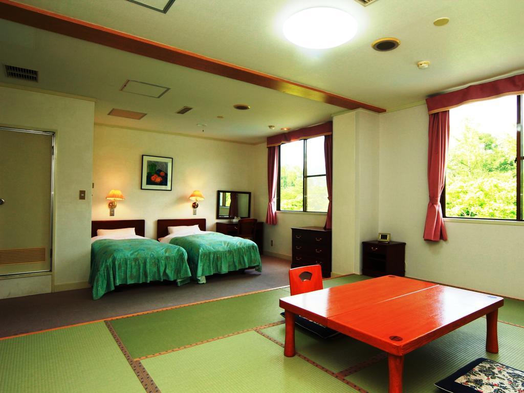 ゆうリゾートホテル 山ノ内町 エクステリア 写真