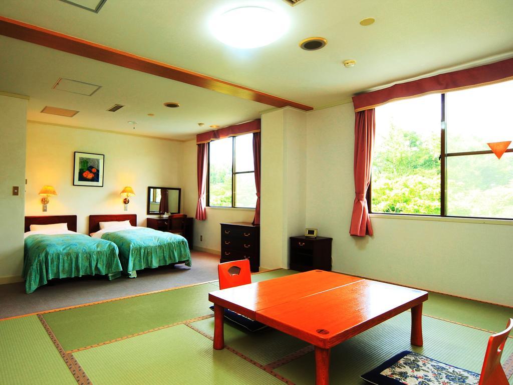ゆうリゾートホテル 山ノ内町 エクステリア 写真