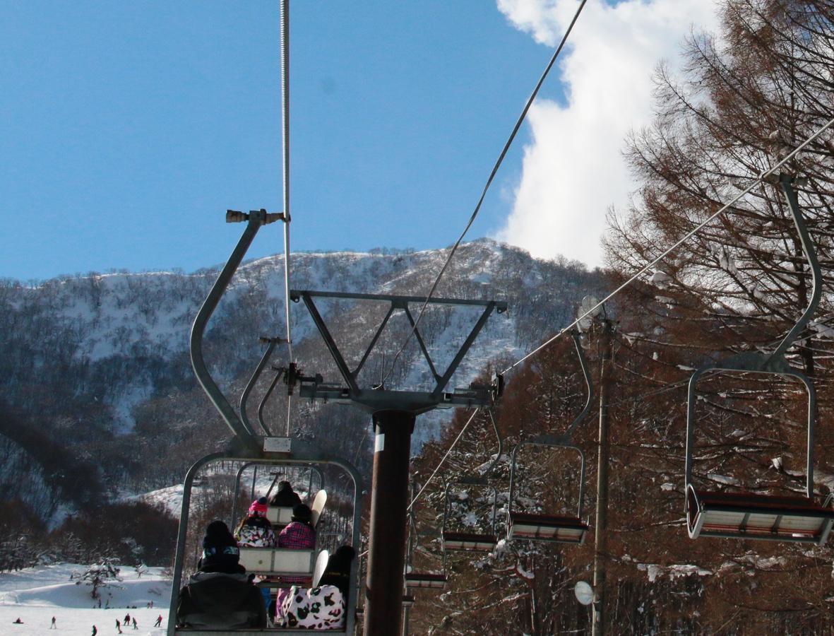 ゆうリゾートホテル 山ノ内町 エクステリア 写真