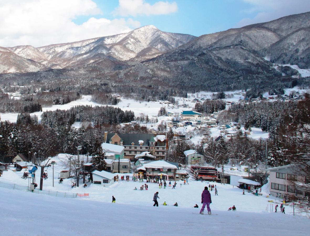 ゆうリゾートホテル 山ノ内町 エクステリア 写真