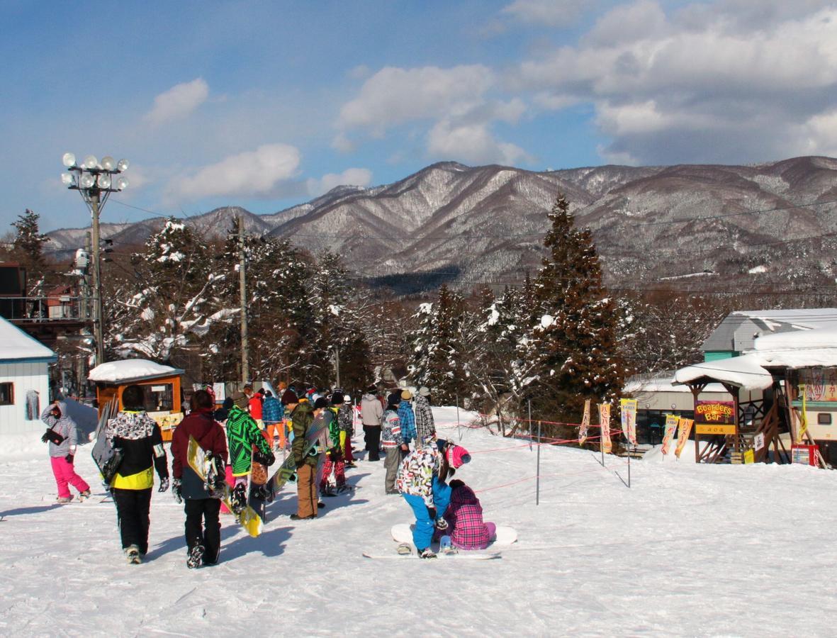 ゆうリゾートホテル 山ノ内町 エクステリア 写真