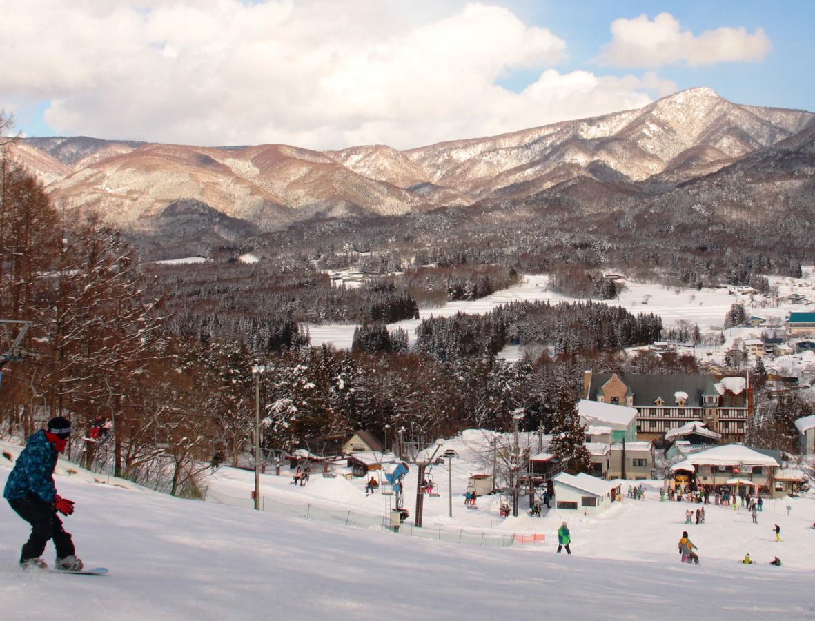 ゆうリゾートホテル 山ノ内町 エクステリア 写真